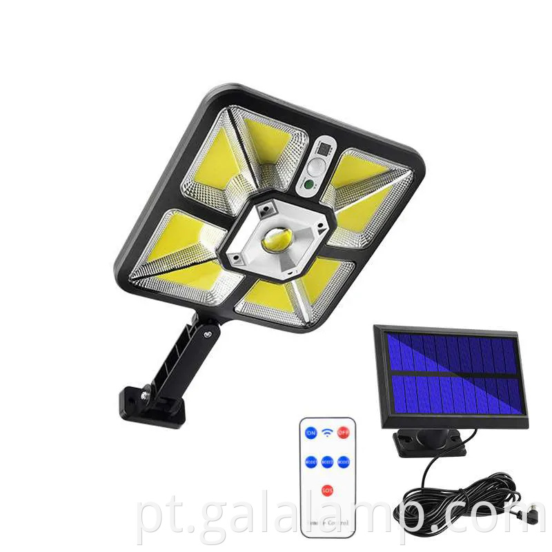 Lâmpada de parede de segurança solar ajustável com classificação à prova d'água IP65